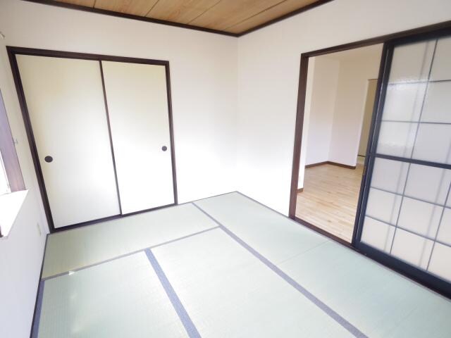 五位堂駅 バス8分　馬見北９丁目下車：停歩2分 2階の居室