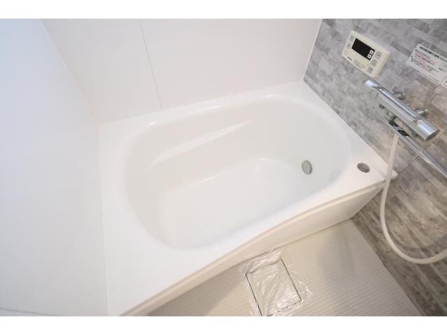 奈良県北葛城郡広陵町馬見中2丁目 ハイツ 2階のバス