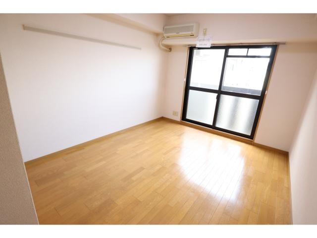 五位堂駅 徒歩5分 4階の居室