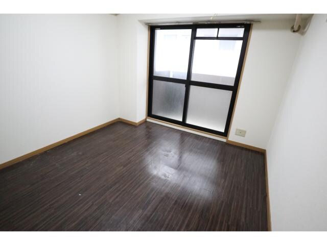 五位堂駅 徒歩5分 3階の居室