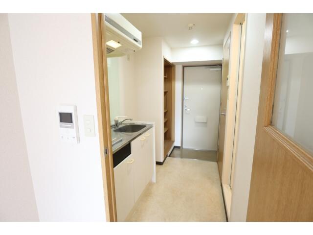 五位堂駅 徒歩5分 4階の玄関周り