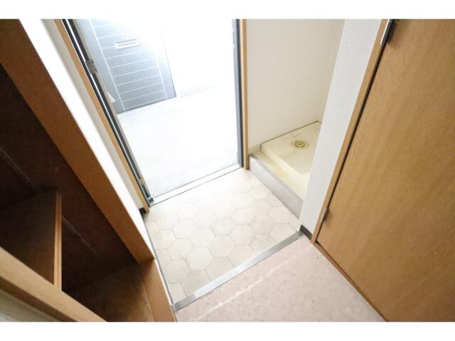 五位堂駅 徒歩5分 3階の玄関周り