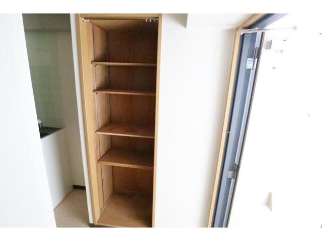 五位堂駅 徒歩5分 3階の収納