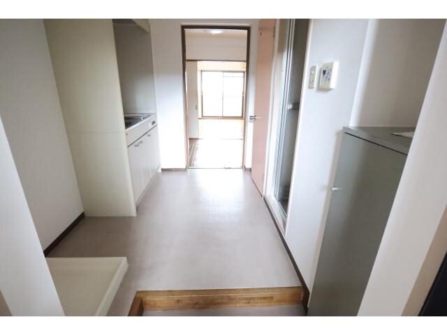 五位堂駅 徒歩4分 2階の玄関周り