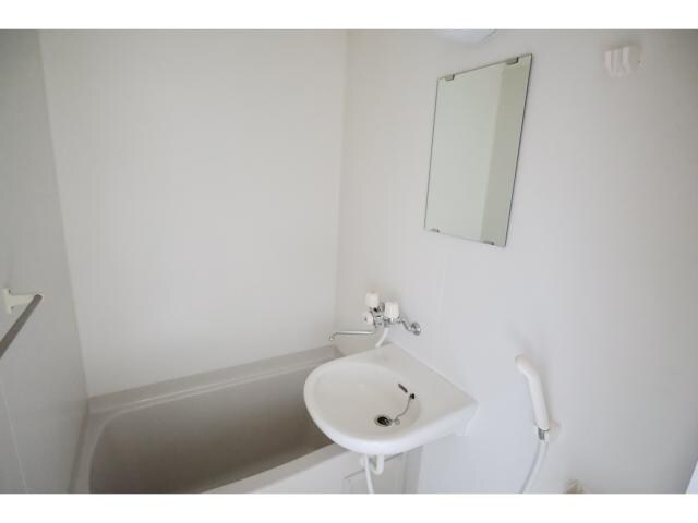 五位堂駅 徒歩4分 2階のバス