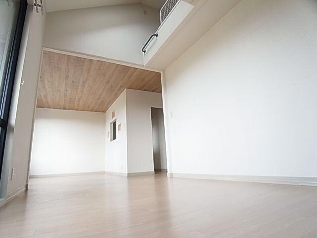 五位堂駅 徒歩12分 1階の居室(2階の写真)