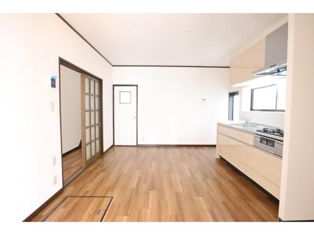 五位堂駅 バス8分　馬見北３丁目下車：停歩3分 1-2階の居室