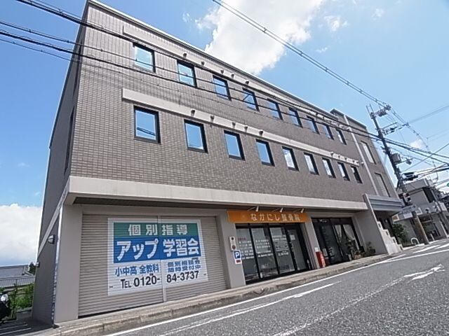 五位堂駅 徒歩2分 3階の外観