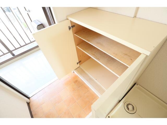 二上駅 徒歩8分 4階の玄関周り