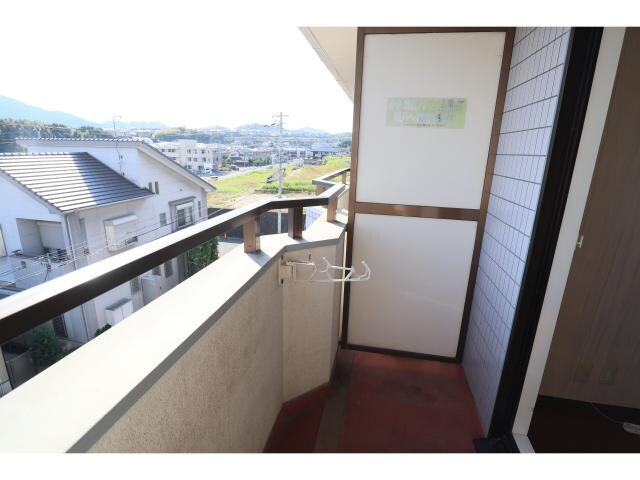 二上駅 徒歩8分 4階のベランダ・バルコニー・庭