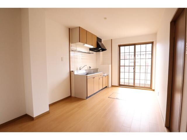 五位堂駅 バス5分　馬見中５丁目下車：停歩3分 1階の居室