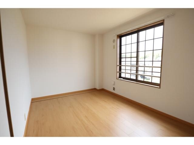 五位堂駅 バス5分　馬見中５丁目下車：停歩3分 1階の居室