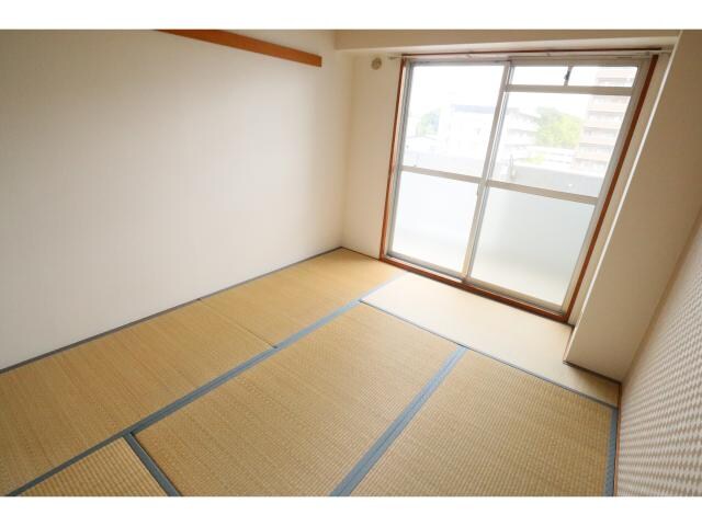 五位堂駅 徒歩5分 6階の居室