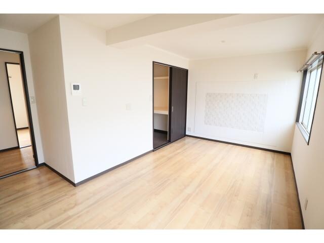 五位堂駅 バス6分　馬見北９丁目下車：停歩3分 1階の居室