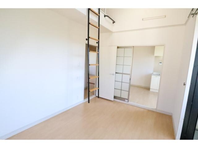 五位堂駅 徒歩12分 2階の居室