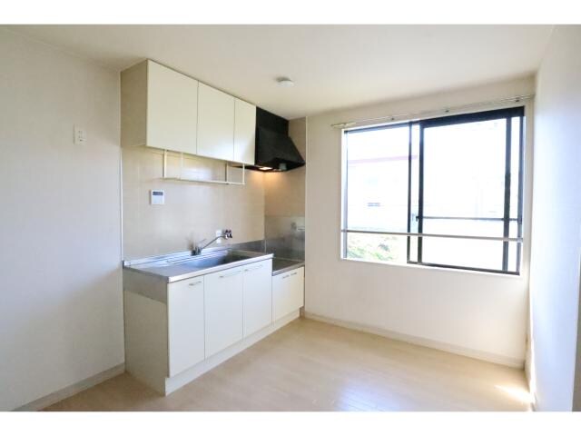 五位堂駅 徒歩12分 2階の居室