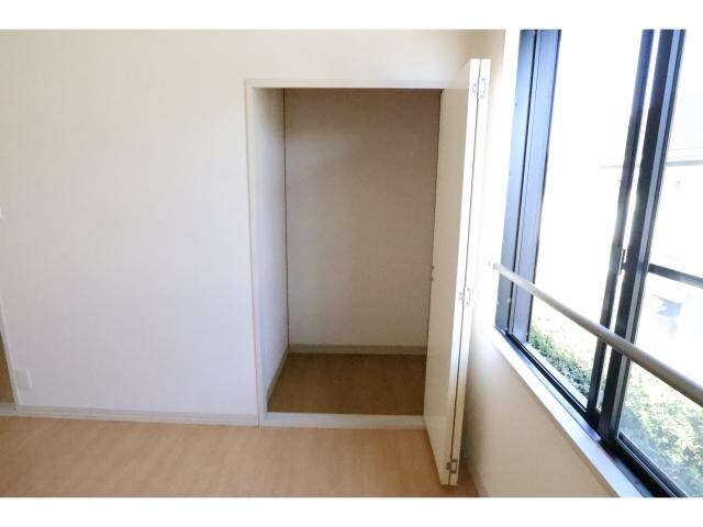 五位堂駅 徒歩12分 2階の収納