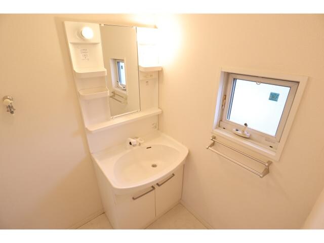 五位堂駅 徒歩21分 2階の洗面・脱衣所