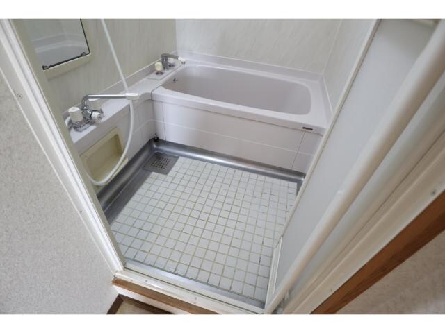 近鉄下田駅 徒歩7分 2階のバス