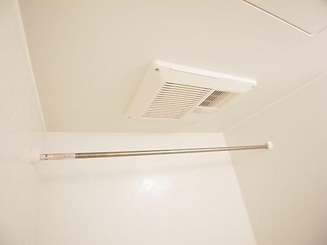 二上駅 徒歩8分 1階のバス