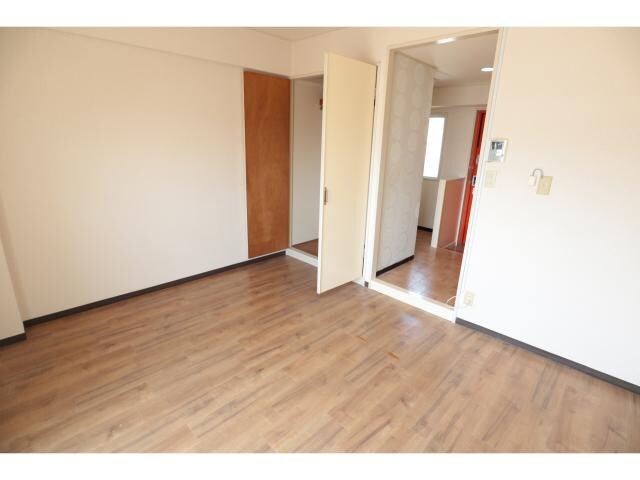 近鉄下田駅 徒歩6分 3階の居室