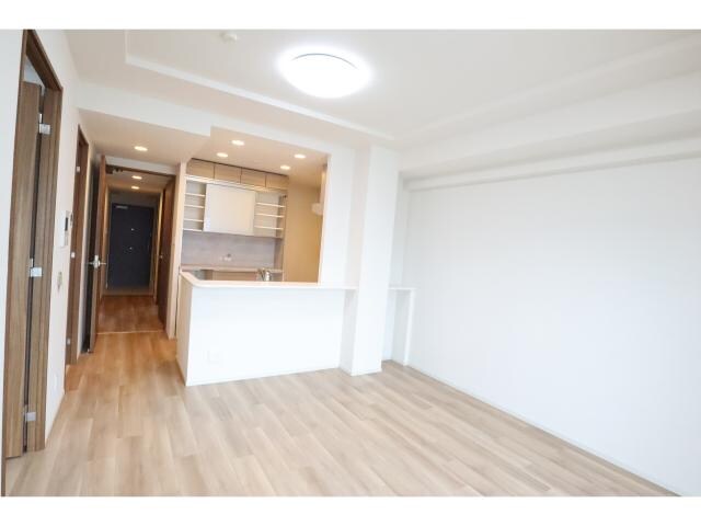 五位堂駅 徒歩2分 7階の居室