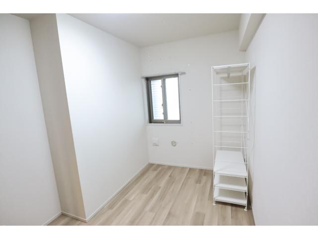 五位堂駅 徒歩2分 7階の居室