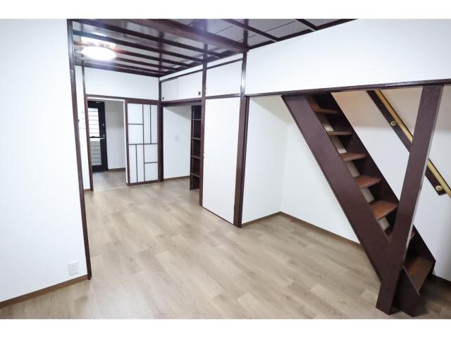 近鉄下田駅 徒歩4分 1-2階の居室