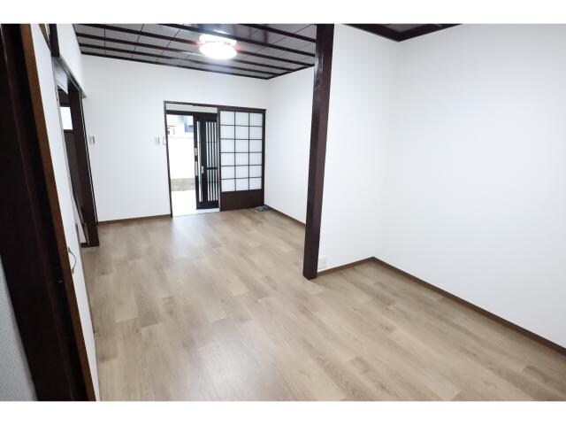 近鉄下田駅 徒歩4分 1-2階の居室