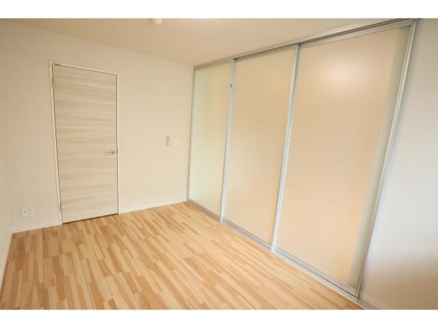 五位堂駅 徒歩6分 2階の居室