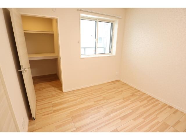 五位堂駅 徒歩6分 2階の居室