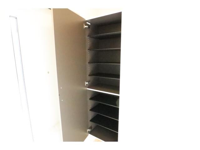 近鉄下田駅 徒歩13分 1階の玄関周り