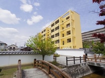 大和路線・関西本線 郡山駅 5階建 築28年の外観写真