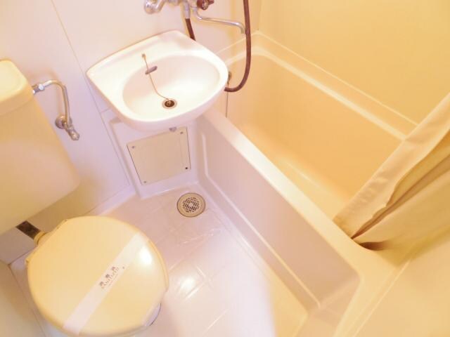 近鉄郡山駅 徒歩5分 1階のバス