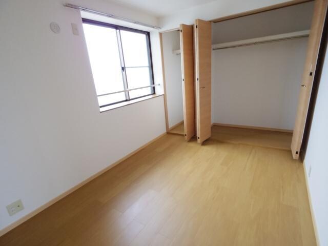 物件内観写真11　(同系モデル写真)