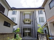 近鉄橿原線 九条駅 3階建 築36年の外観写真