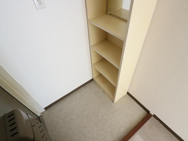 近鉄郡山駅 徒歩5分 2階の玄関周り