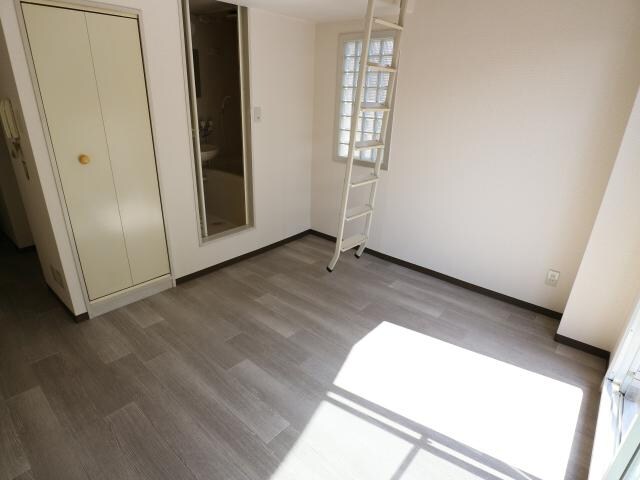 近鉄郡山駅 徒歩5分 2階の居室