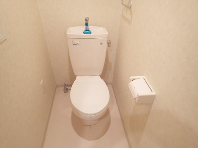 近鉄郡山駅 徒歩3分 2階のトイレ
