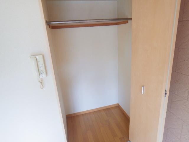 近鉄郡山駅 徒歩3分 2階の収納