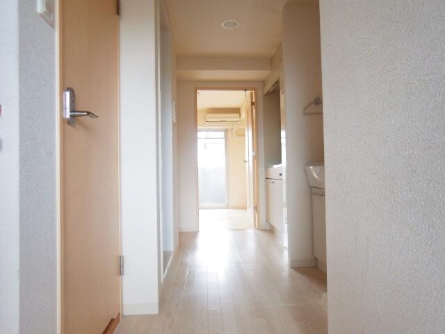 近鉄郡山駅 徒歩3分 2階の玄関周り