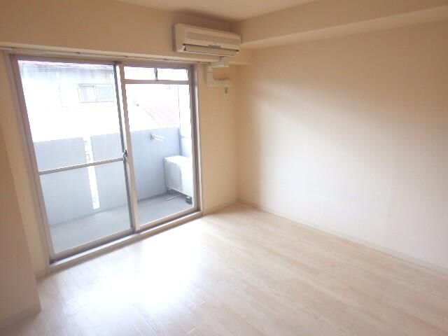 近鉄郡山駅 徒歩3分 2階の居室