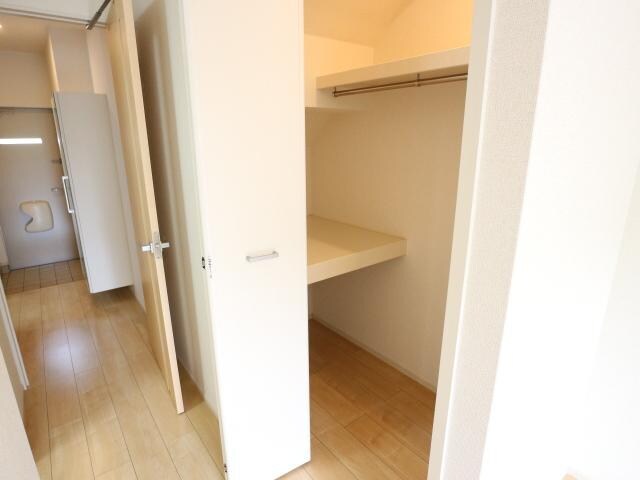 物件内観写真10　(同型反転モデル写真)