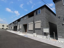 近鉄橿原線 平端駅 2階建 新築の外観写真