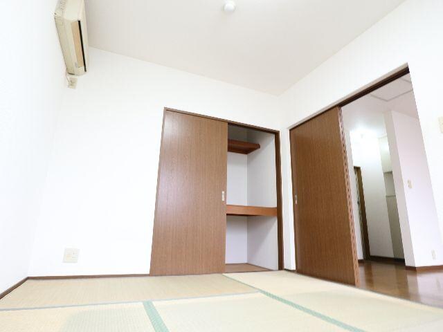 尼ケ辻駅 徒歩12分 1階の居室