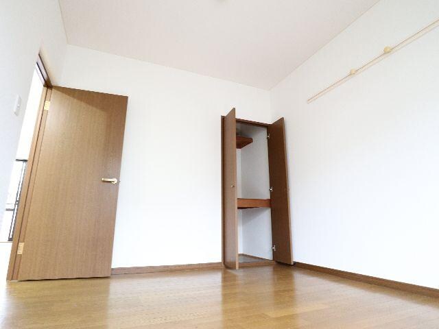 尼ケ辻駅 徒歩12分 1階の居室
