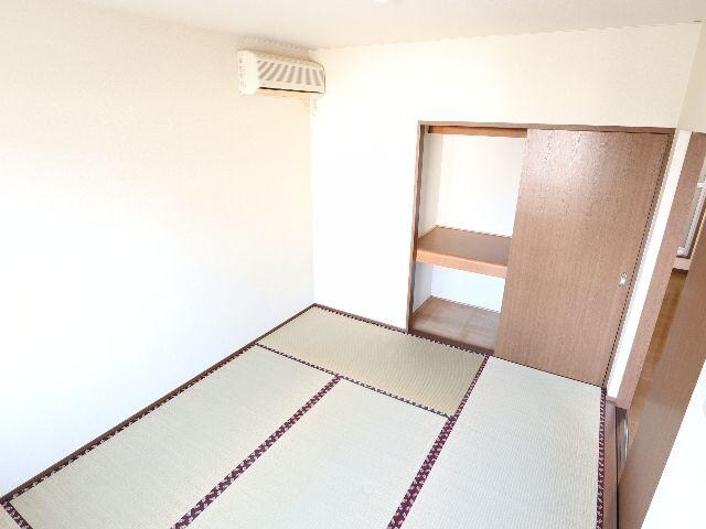 尼ケ辻駅 徒歩12分 1階の居室