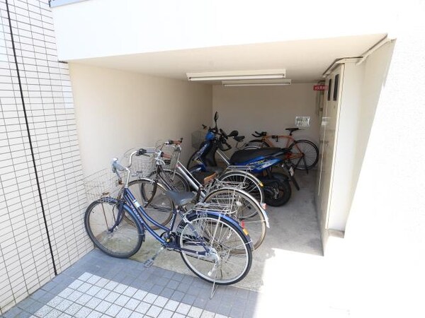 駐輪場