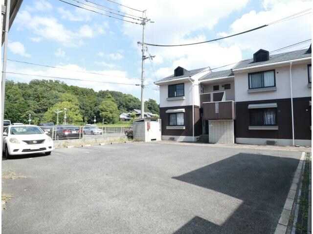 大和西大寺駅 徒歩7分 2階の駐車場