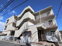 近鉄京都線 平城駅 3階建 築35年の外観写真